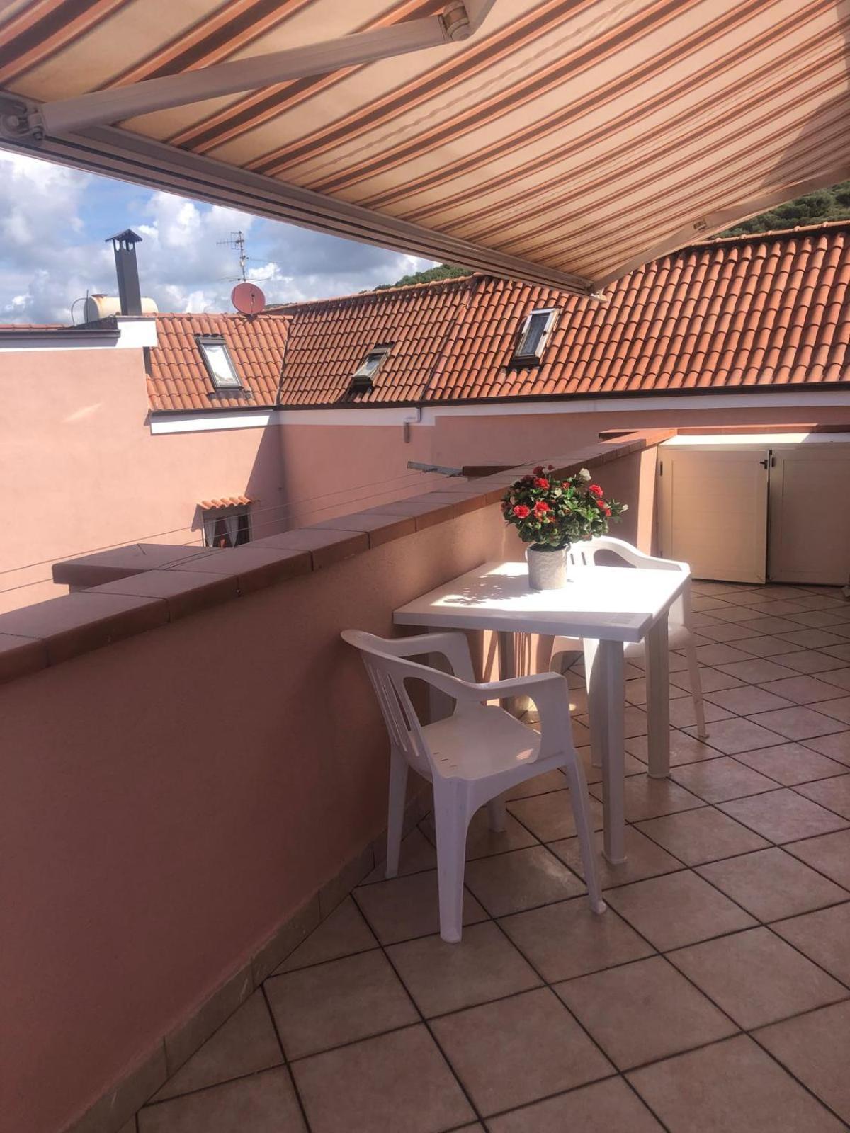 Casa Nando Relax E Comfort Home Ашеа Екстер'єр фото